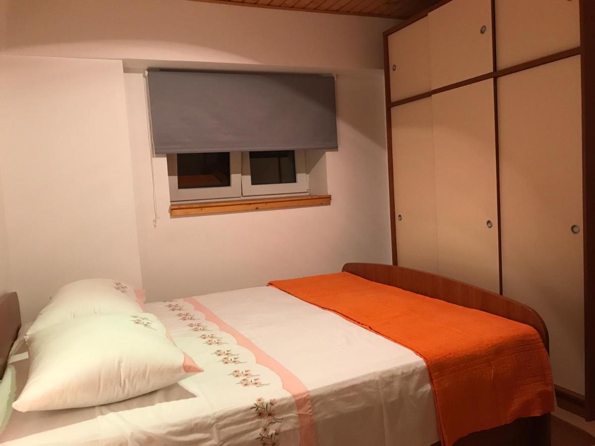 Grdelin Lägenhet Omiš Exteriör bild